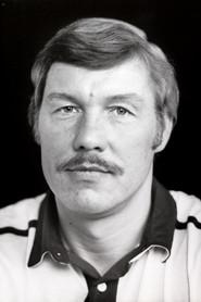 Villem Indrikson as Kallas in City Unplugged 1993