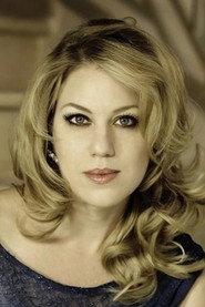 Elizabeth Caballero as Frasquita in Bizet: Carmen 2010