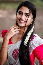 Samriddhi Tara as in Prathi Poovankozhi 2019