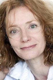 Joëlle Sechaud as Esther Barber in Jewish Blind Date 2015