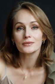 Ekaterina Proskurina as Rita in A Simple Story 2016