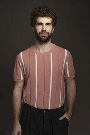 Alejandro Russek as Nacho in Mientras todo esto pasa 2025