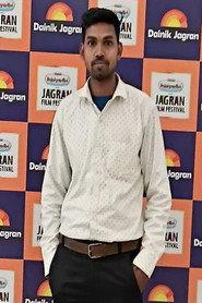 Abhimanyu Kumar as Mohan Lal in Rimjhim: Woh Laut Aayi