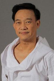 Thatsaporn Siriwat as Tungkuay Saelee in Seven Street Fighters 2005