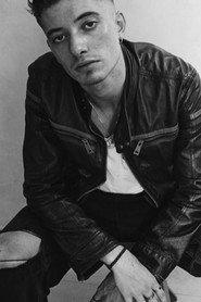 Adrián Rodríguez as Rod in Els de Sau