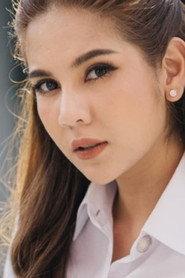 Sirilapas Kongtrakarn as Mhiw in Scared 2005