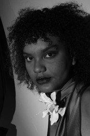 Giulia Ramos as Olívia in Firefly Habits 