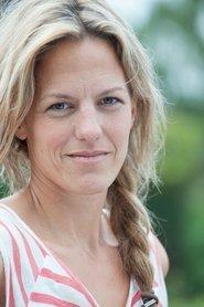 Janna Striebeck as Eva Bergmann in Sixty Minutes 2024