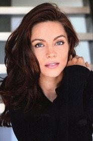 Anna Florence as Isabella in Betrayal 2024