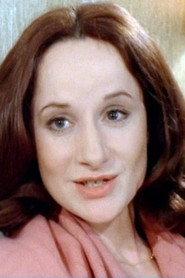 Fanny Delbrice as Léonide in Le Triomphe de l'amour 1979