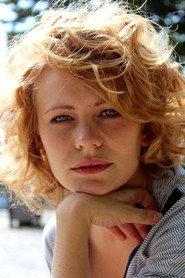 Marion Malenfant as Cynthia in The Chef's Wife 2014