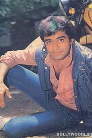 Suneil Anand as Varun Singh in Anand aur Anand 1984