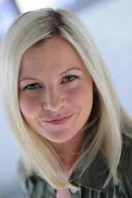 Holly Ferguson as Sam Staller in Dark Water 2001