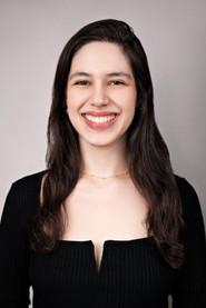 Beatriz Macedo as Mulher 2 in The Ridiculous 2024