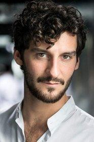Leon Cooke as Dee in National Theatre Live: wonder.land 2017
