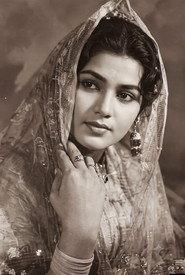 Purnima Sengupta as Kulsum in The Face and the Mask 1956
