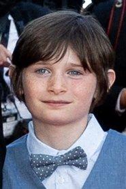 Sacha Ardilly as Paul in Hold Me Tight 2021