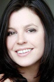 Elodie Godart as Jeanne in Pierre & Jeanne 2021