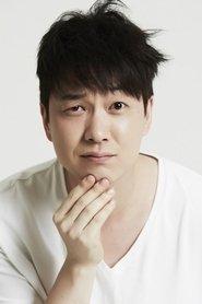 Lee Min-woong as Min-gu in Money Show 2009