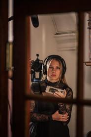 Elena Senn as Mia in Adeline’s Room 2024