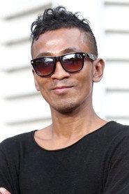Azmi Black as Mj Black in Rock Oo! Rimba Bara Kembali 2013
