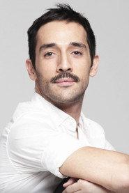 Miguel Flor De Lima as Hombre Ascensor (Pasado) in Moira 2019