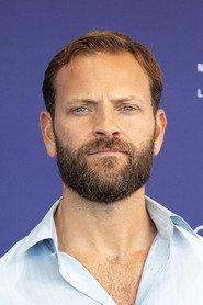 Alessandro Borghi as Andrea Galderisi / Luca in Naples in Veils 2017