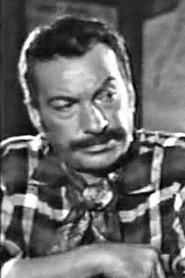 Mario Lozano as Pascual in Orden de matar 1965