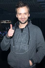 Tadas Gryn as Kunigas Alvydas in Three Million Euros 2017