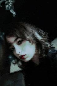 Nicole Smith Rodrigues Mafrin as Berenice in Olhos de vidro