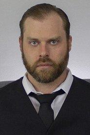 Kevan Kase as Earl in Spare Parts 2020