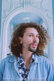Reinaldo Montalvão as Jana in ASSASS!NATAL 2022