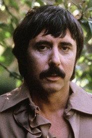 Lee Hazlewood as Self in Movin' with Nancy 1967