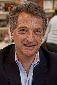 Hervé Gaymard as Self in De Gaulle, le monarque et le Parlement 2020