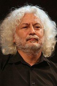 Erkan Oğur as Muzisyen in Blue Extra 2021