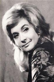 Vasilica Tastaman as Clara in Love Begins on Friday 1972