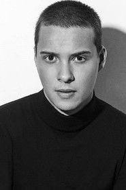 Julius Fleischanderl as Arvid in Young Sophie Bell 2015