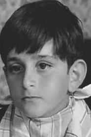 Alain Cohen as Claude Langmann enfant in Le Cinema de Papa 1971