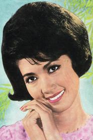Rakchanok Jindawan as in The Spirit of Love 1970