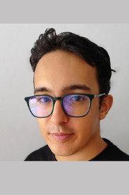 Carlos Hernández as Joven in El Deseo 2026