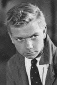 Kaj Hjelm as Kajan Blom in Our Gang 1942