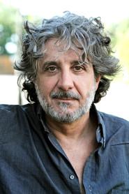 Leonardo Petrillo as Stefano in Giulia Super 1992