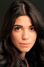 Ceren Moray as Ezgi in Arada 2018