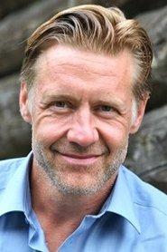 Mads Ousdal as Stein in Girls Trip 2022
