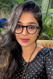 VJ Parvathy as in Nooru Kodi Vaanavil