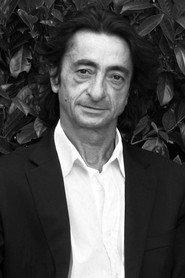 Bernardo Sandoval as Bernardo in Faut Savoir se Contenter de Beaucoup 2015