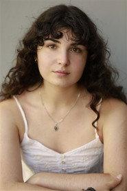 Justine Grave as Hope in Au Fil des Mots 2024