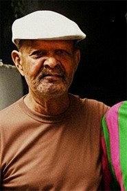 Carlos Cachaça as Self in Fala Mangueira! 1983