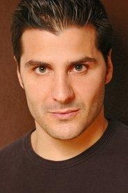 Alejandro Casaseca as Charly in Heterosexuales y casados 2008