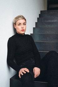 Julia Keiling as Nele in Alaska 2023